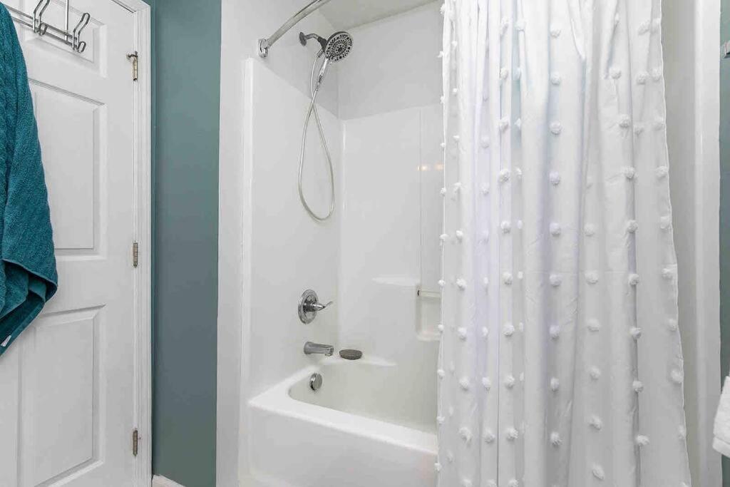 דה מוין Family Friendly Home Close To Airport And Downtown מראה חיצוני תמונה