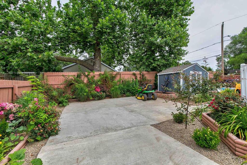 דה מוין Family Friendly Home Close To Airport And Downtown מראה חיצוני תמונה